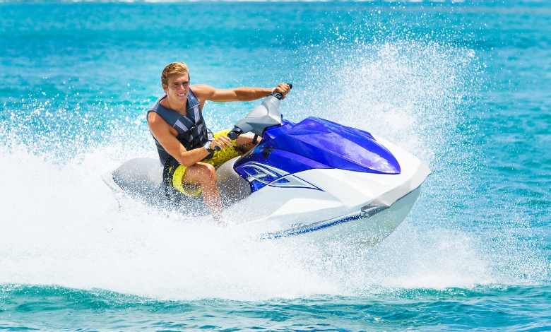 magazine jet ski