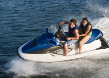 splash magazine jet ski