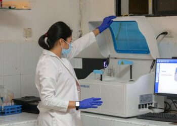 naera f biomedical engineer with masters degree in engineering management
