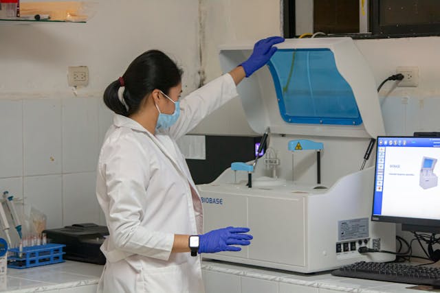 naera f biomedical engineer with masters degree in engineering management