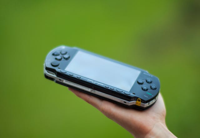 pokemon volt white 2 redux