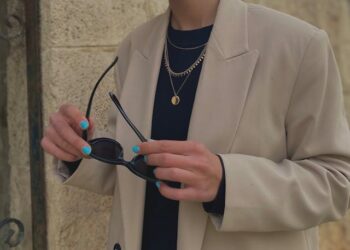 ostentation is the signal flag of