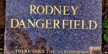 rodney dangerfield cause of death