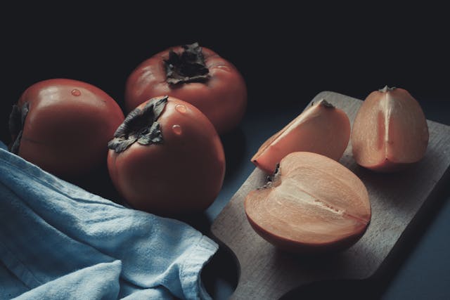 what does persimmon taste like
