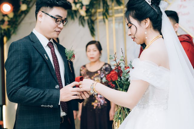 leung chan is likely married to mandy szewan chan.