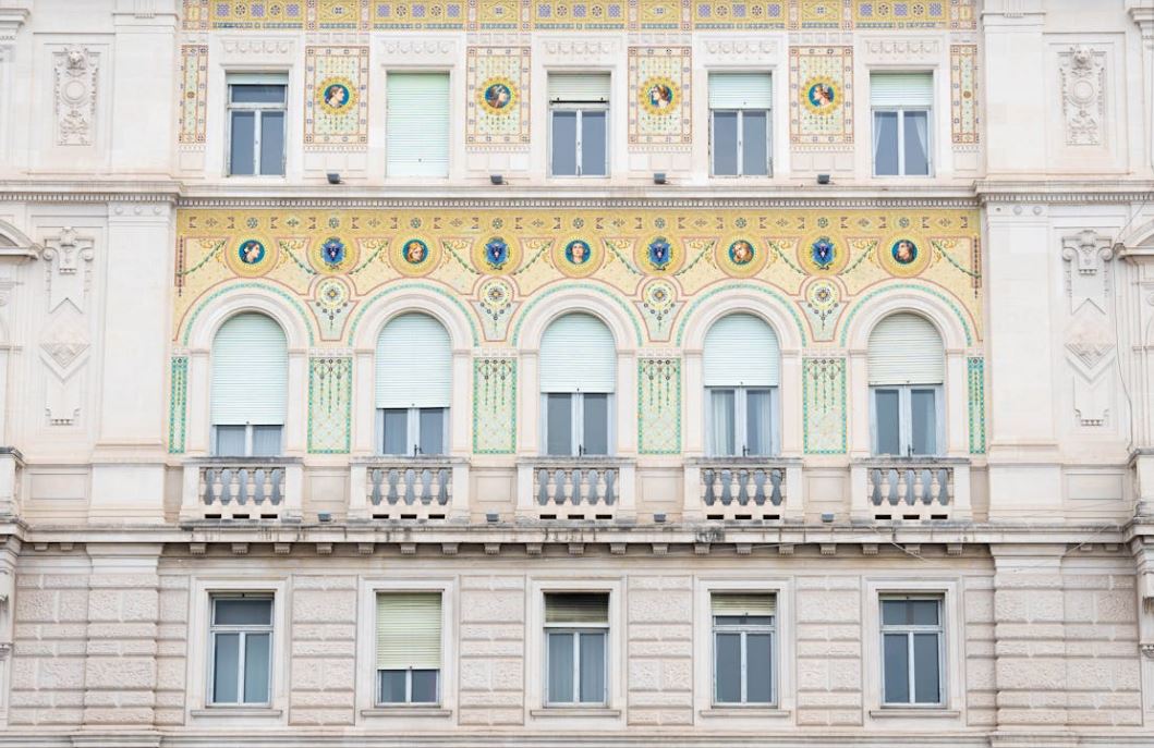 How to Achieve Home Luxury on a Family Budget