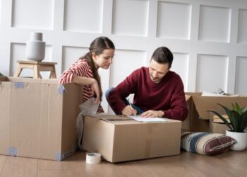 How Far in Advance Should You Book a Moving Company