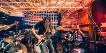 Oasis Blur Britpop Rivalry Wales 2026 Echoes, and Myths