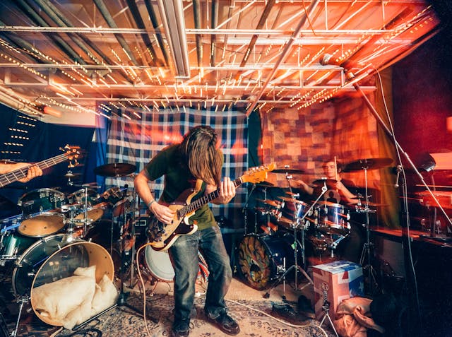 Oasis Blur Britpop Rivalry Wales 2026 Echoes, and Myths