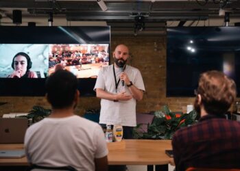 Hello Tomorrow Türkiye Başlat LLM Etki Programı 2025