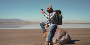 Seal Magna Phone MX22 What It Really Is