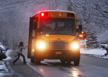 Des Moines Public Schools Announced a Two-Hour Delay Thursday Morning
