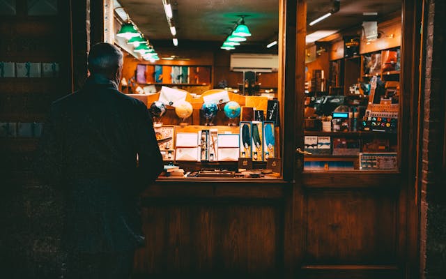 Roquetshop Iowa The Search That Feels Half-Real