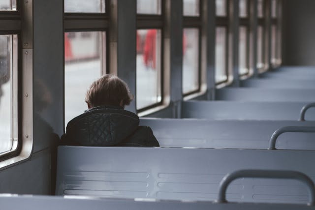 6 Smart Financial Tips for Daily Commuters