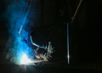 Blue Welding Lens Clearer Vision Behind the Arc