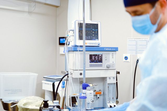 Hamilton T1 Ventilator The Transport ICU in a Backpack